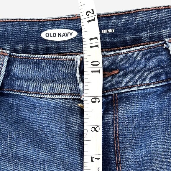 Old Navy Womens Pop Icon Skinny Jeans Size 12L Distressed Look EUC! - Picture 10 of 11